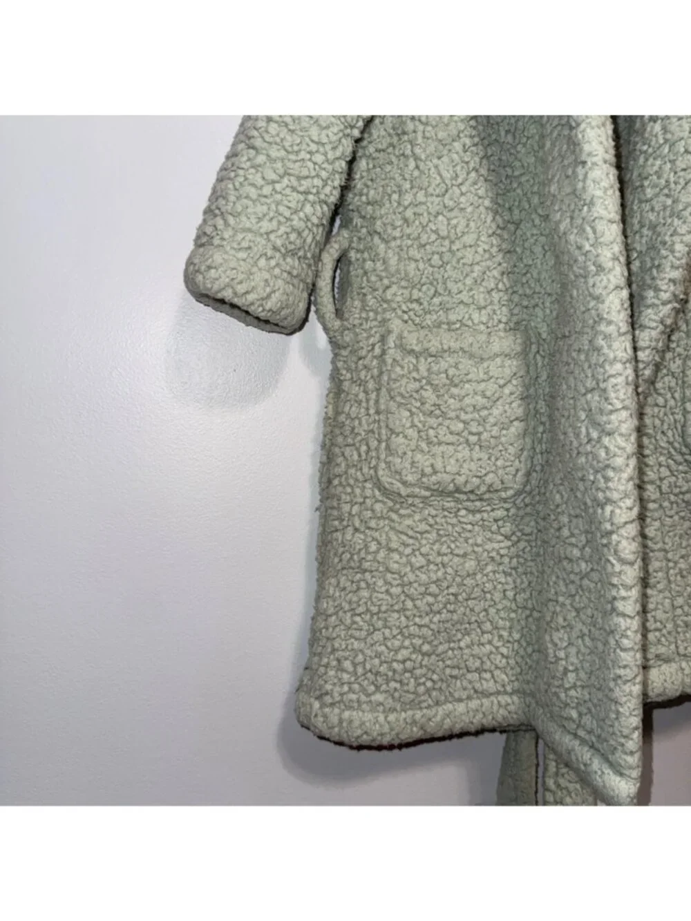 Pottery Barn Kids Hooded Robe 2T-3T Green Belt & Pockets Cozy Fleece Toddler